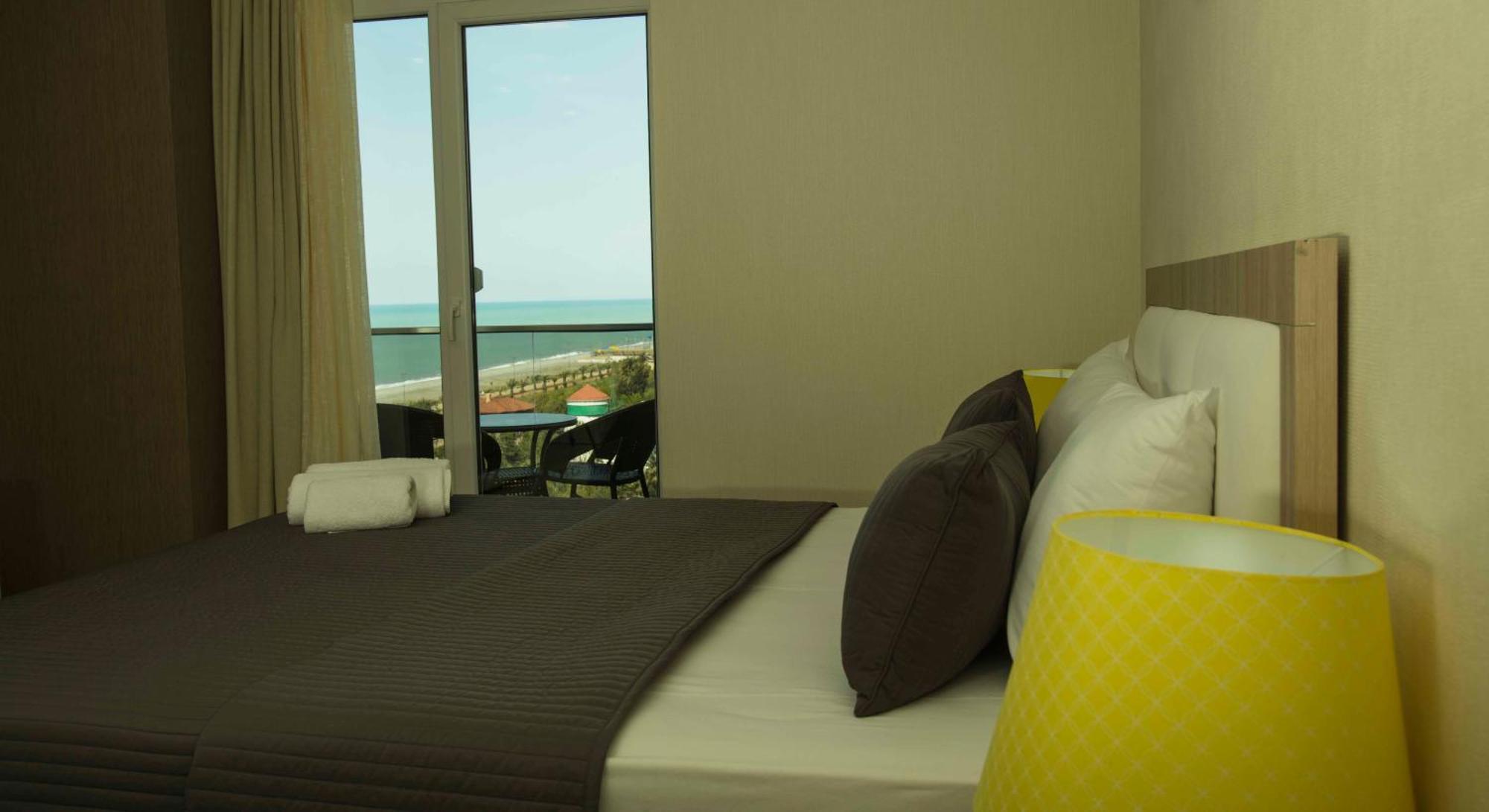 바투미 Panorama Sea Tower 아파트 호텔 외부 사진