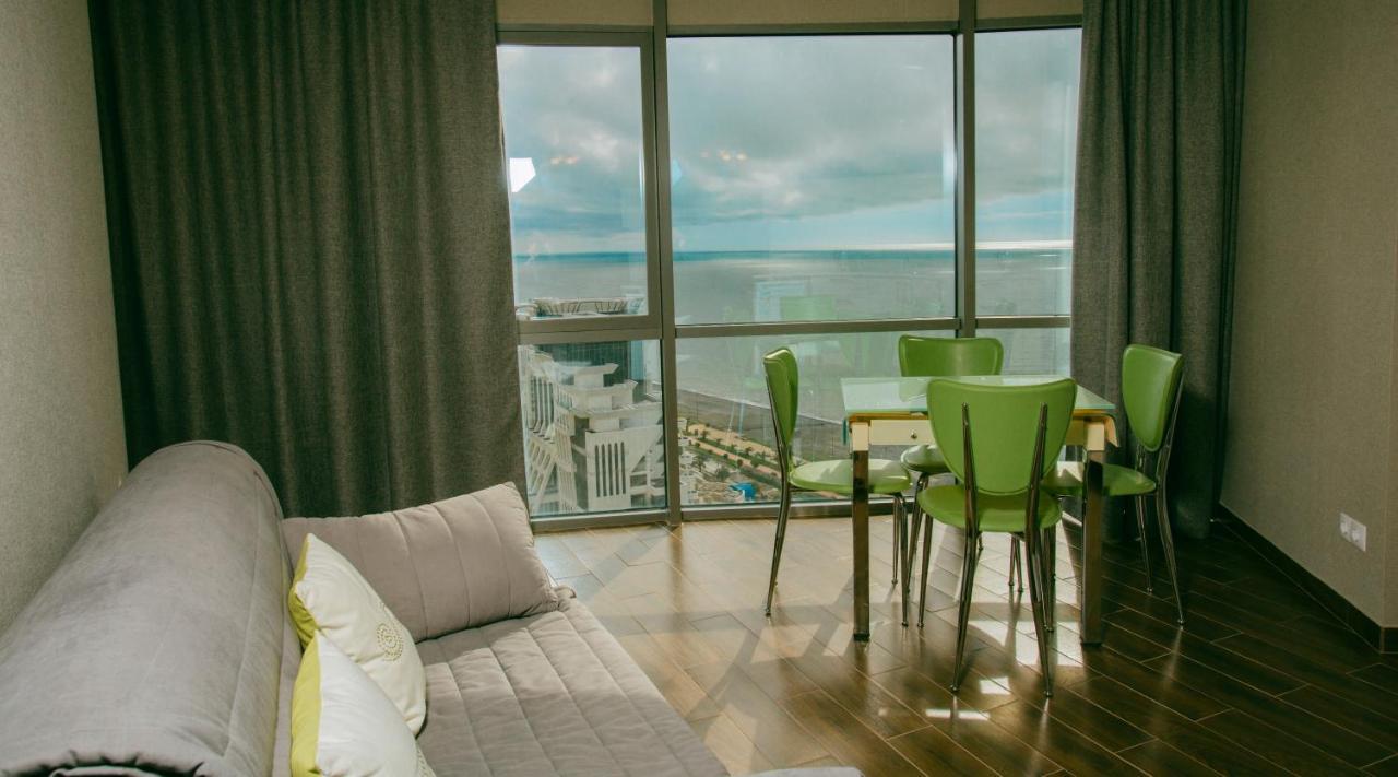 바투미 Panorama Sea Tower 아파트 호텔 외부 사진